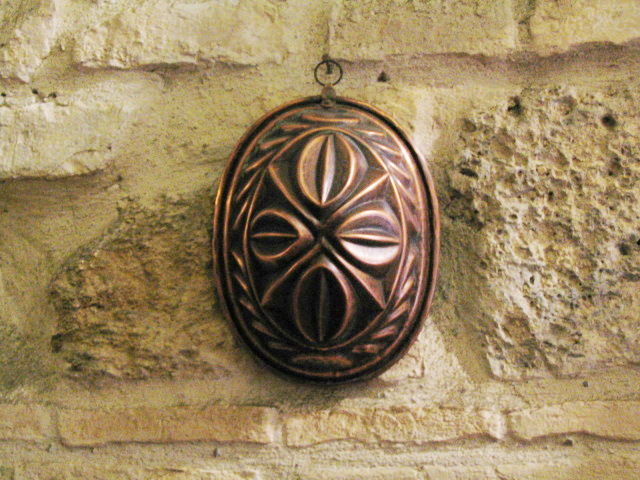  Oval copper shape