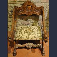 Savonarola chair